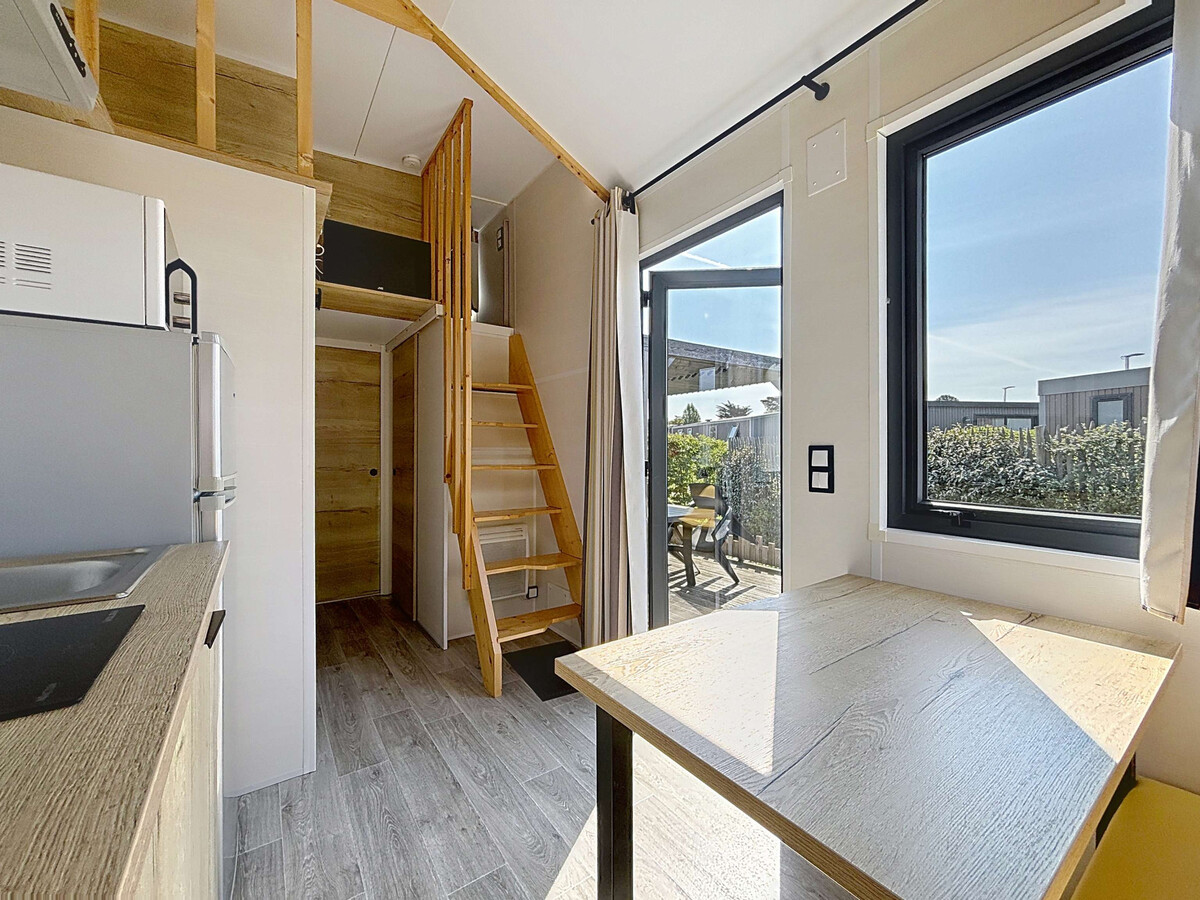 Tiny House bois avec terrasse à Jullouville, 200m plage - Photo 4