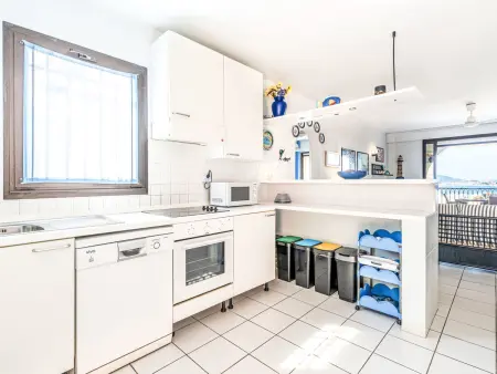 Appartement Giulia II à Lumio, terrasse vue mer : photo 8