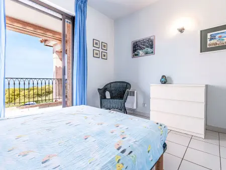 Appartement Giulia II à Lumio, terrasse vue mer : photo 11
