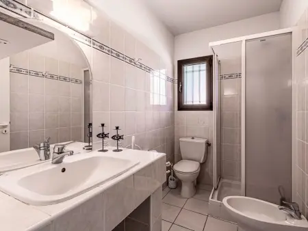 Appartement Giulia II à Lumio, terrasse vue mer : photo 18