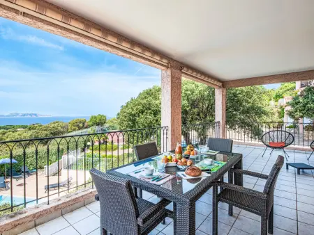 Appartement Giulia II à Lumio, terrasse vue mer : photo 21