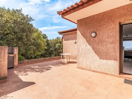 Appartement Giulia II à Lumio, terrasse vue mer : photo 24