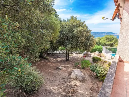 Appartement Giulia II à Lumio, terrasse vue mer : photo 25