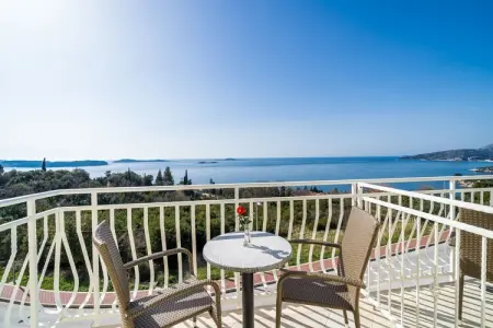 Location appartement à Mlini, Villa Samba - Double Room with Balcony and Sea View - gasi se
