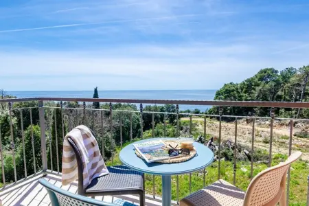 Location appartement à Cavtat, Apartments Villa Lukas - ''No.12'' Gallery Two Bedroom Apartment with Balcony and Sea View