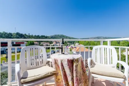 Location appartement à Srebreno, Pansion Srebreno - Double or Twin Room with Balcony and City View 2