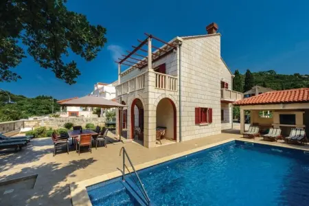 Location villa à Zaton, Villa Anka - Five-Bedroom Villa with Terrace and Swimming Pool