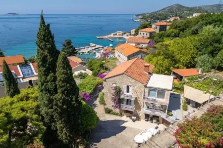 Location appartement à Mlini, Rooms Tupina by Paulina - Superior Double Room with Balcony and Sea View (Room 2)