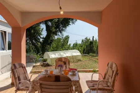Location appartement à Mlini, Apartment Nike - Two-Bedroom Apartment with Terrace