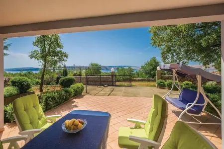 Location appartement à Karlobag, Apartments Paola - Studio Apartment with Terrace and Sea View