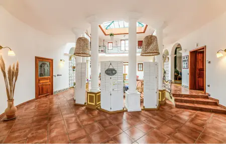 Manoir avec atrium, piscine privée pour 17 personnes : photo 15