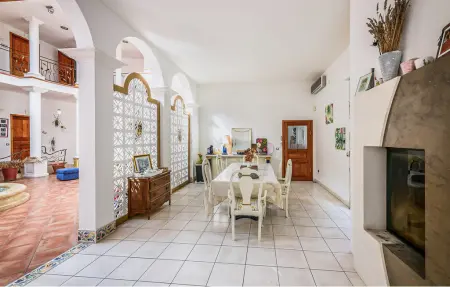 Manoir avec atrium, piscine privée pour 17 personnes : photo 16