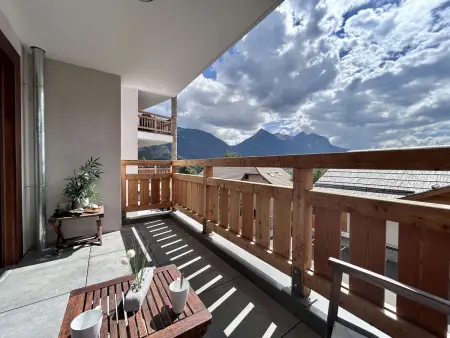 Appartement 2 chambres terrasse vue montagne à Briançon : photo 22