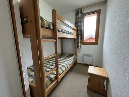 Appartement cosy 3 pièces, 6 pers, balcon, proche pistes et centre, animaux admis - Photo 2