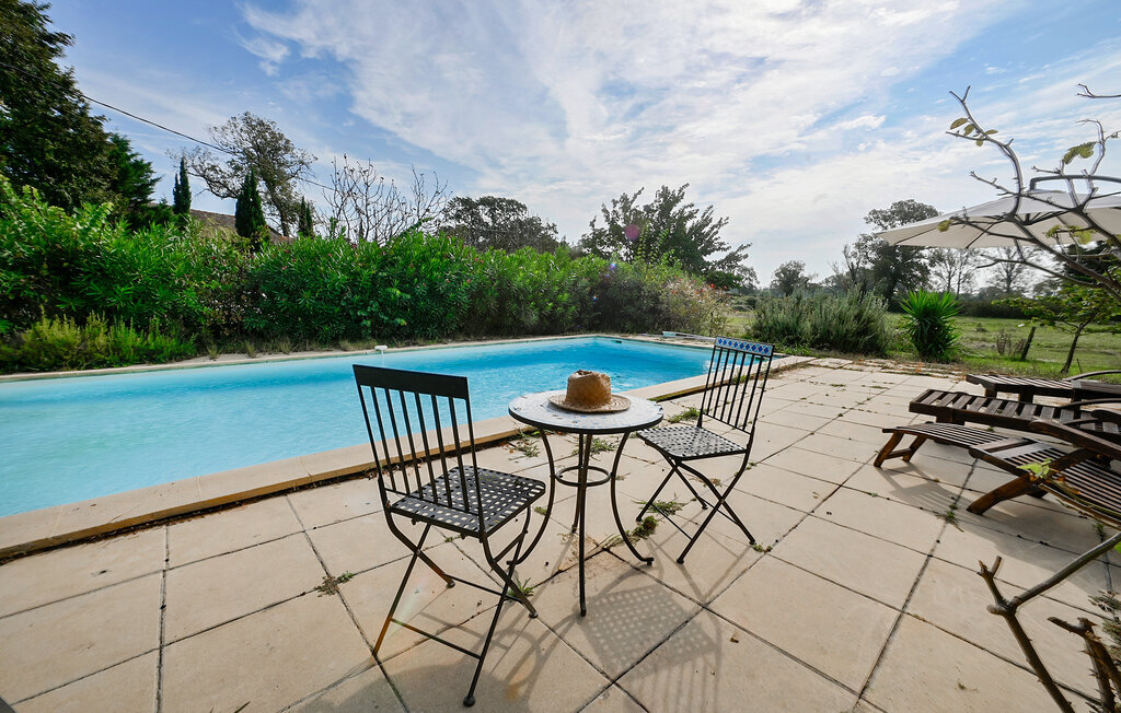 Ferme avec piscine privée pour 12 personnes à Arles - Photo 1