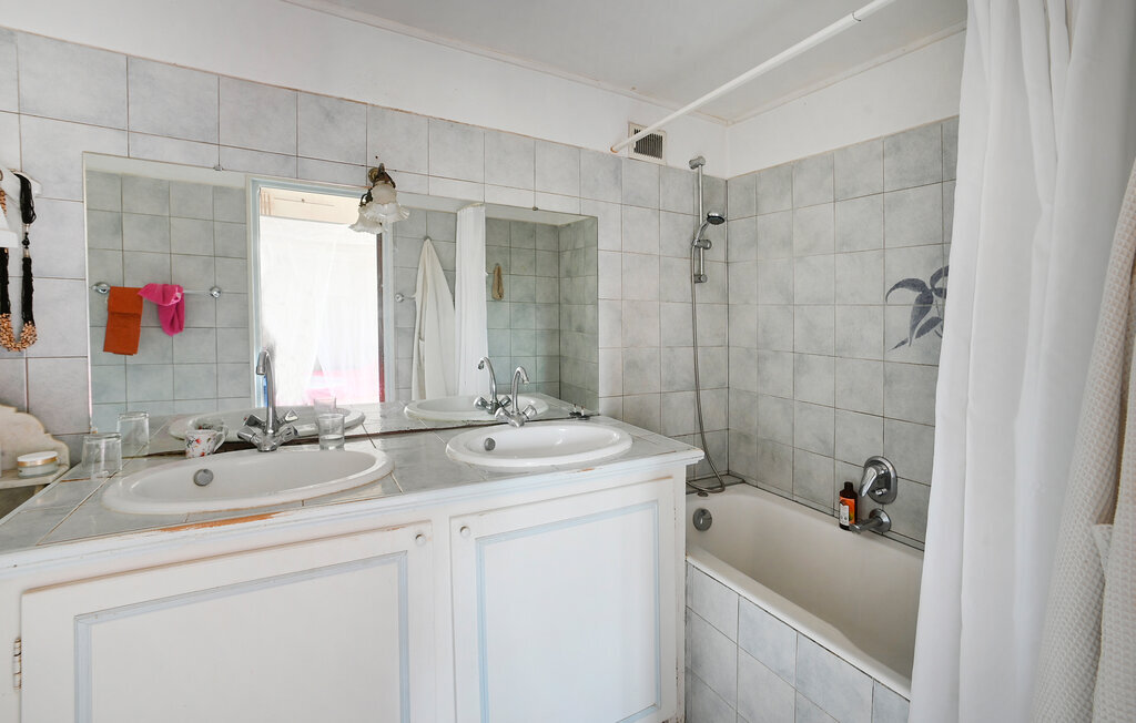 Ferme avec piscine privée pour 12 personnes à Arles - Photo 26