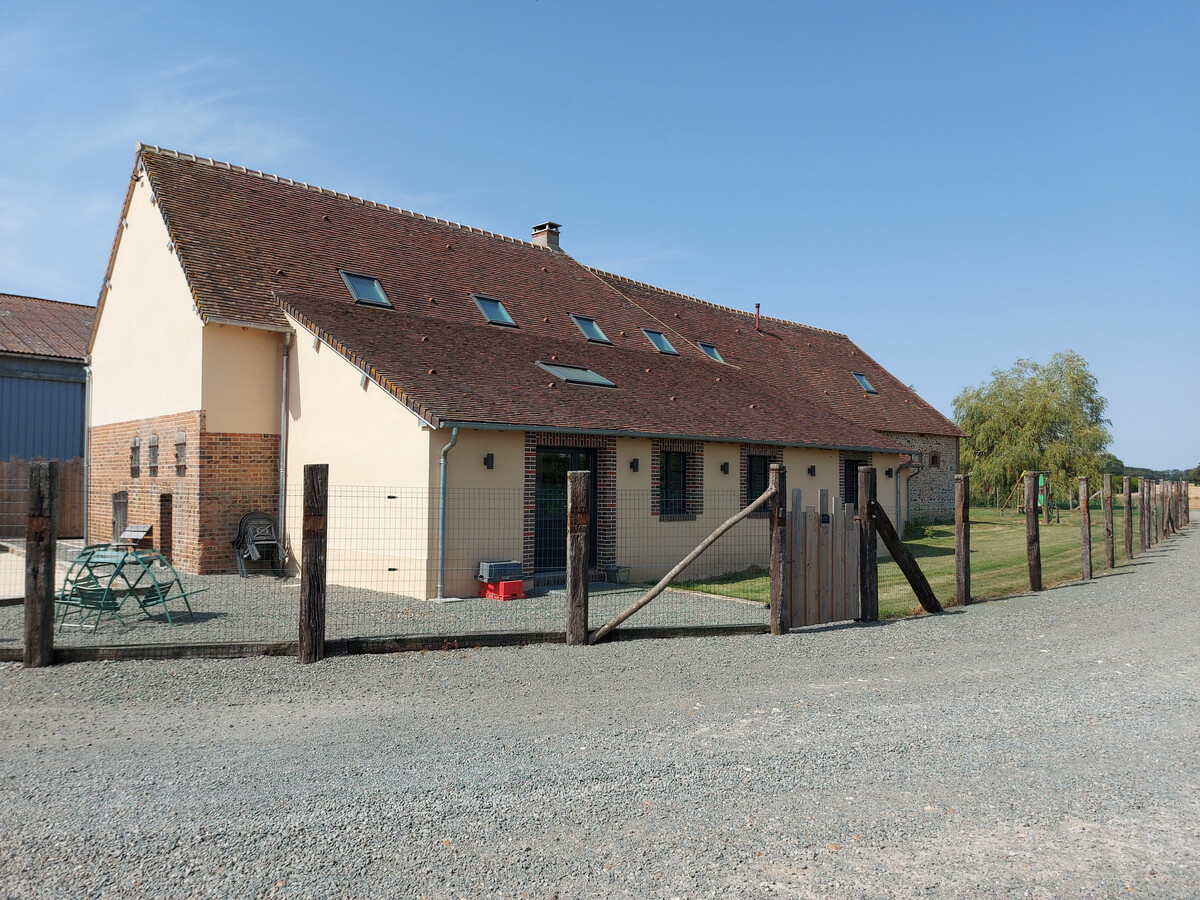 Gîte de la Bergerie : 14 personnes, 300 m², jardin et jeux - Photo 1