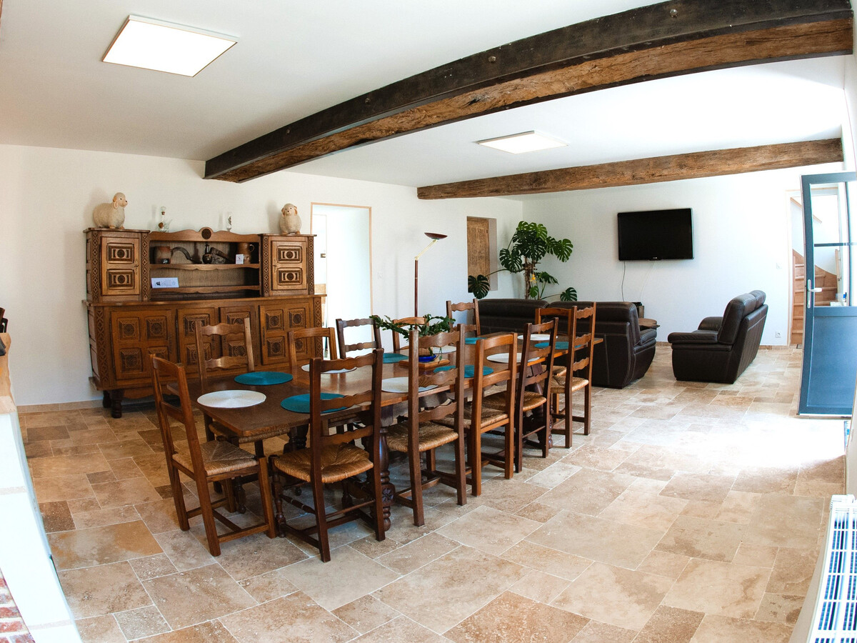Gîte de la Bergerie : 14 personnes, 300 m², jardin et jeux - Photo 14