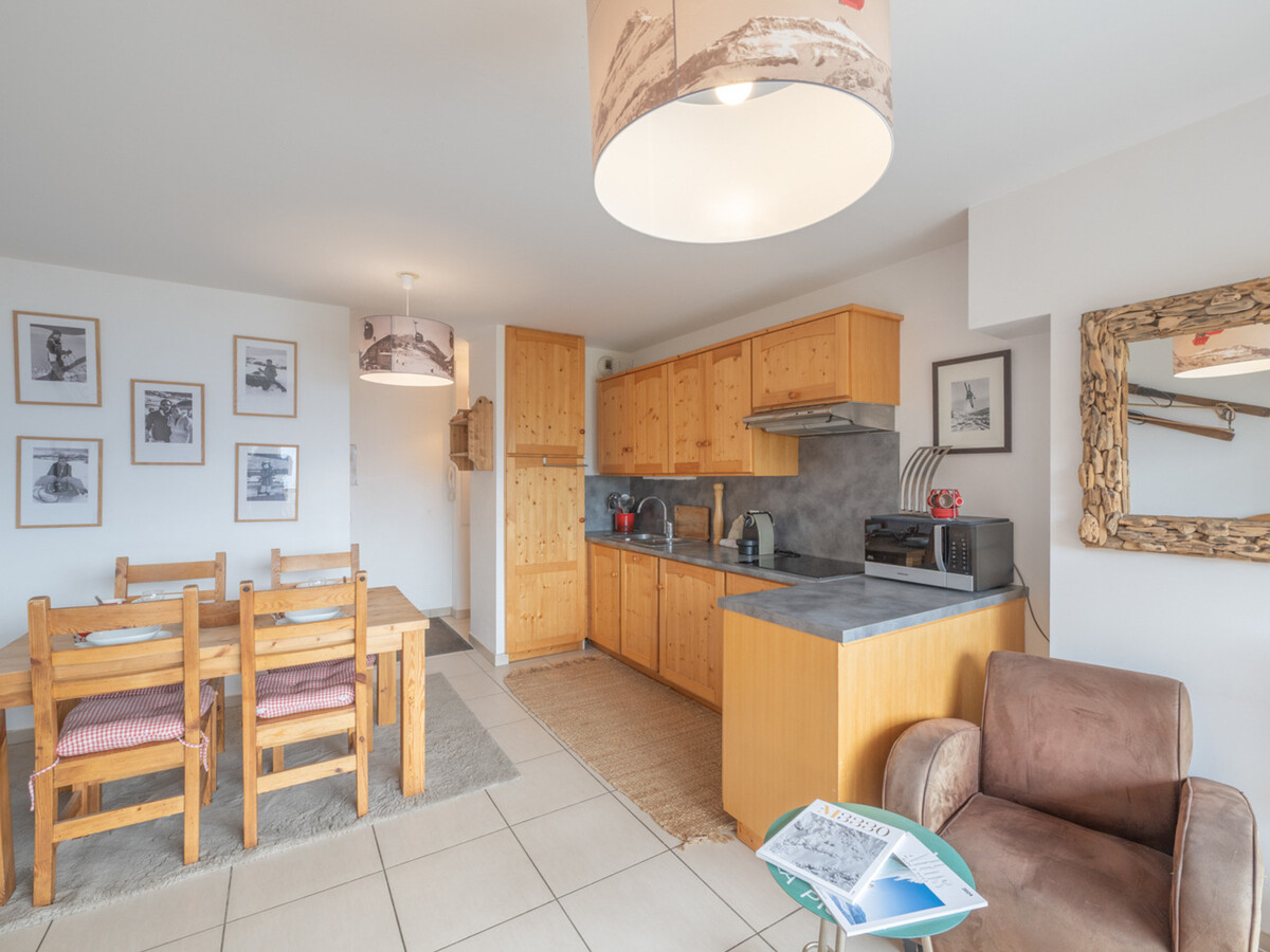 Appartement savoyard 6 pers. au Vieil Alpe, balcon sud - Photo 4
