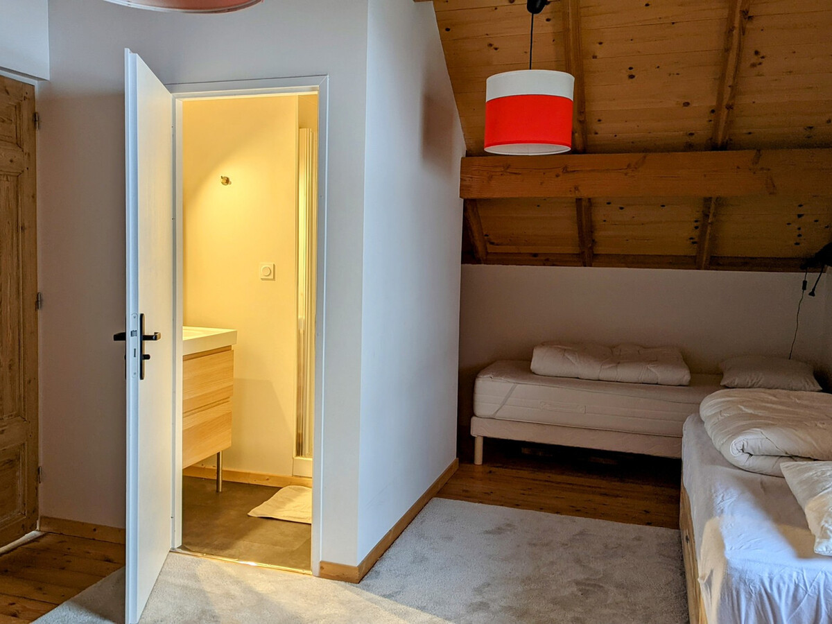 Chalet 4 chambres Vars avec vue montagne et parking - Photo 12