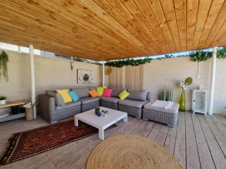 Villa Parasar avec piscine privée et cuisine d'été à Saint-Nazaire-d'Aude : photo 2