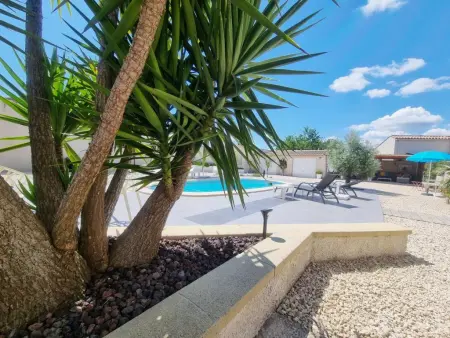 Villa Parasar avec piscine privée et cuisine d'été à Saint-Nazaire-d'Aude : photo 8