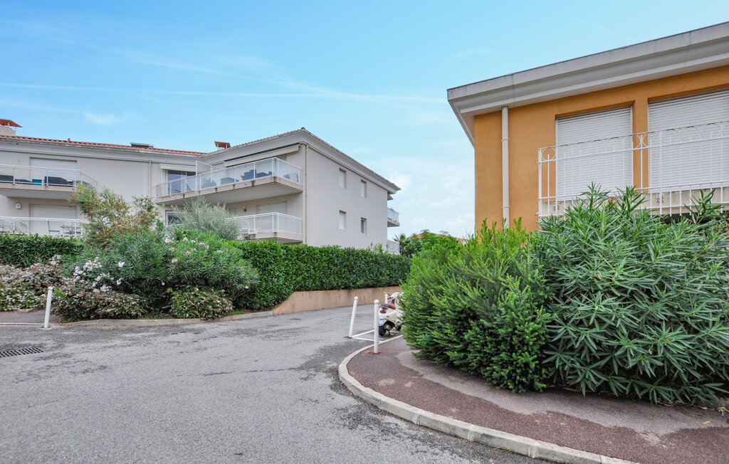 Appartement Juan-les-Pins, balcon et piscine commune - Photo 8