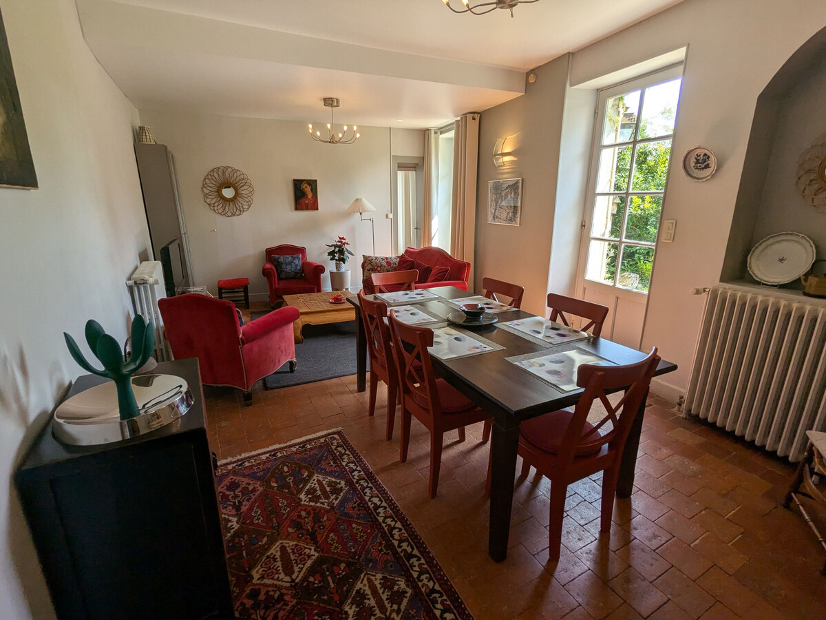 Gîte XVIIIe siècle avec jardin suspendu sur les remparts - Photo 7