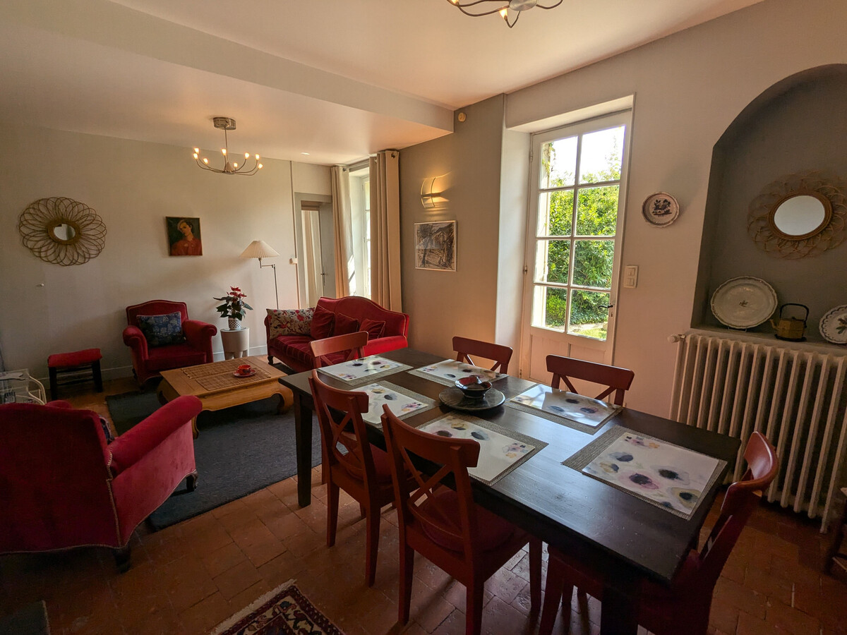Gîte XVIIIe siècle avec jardin suspendu sur les remparts - Photo 12