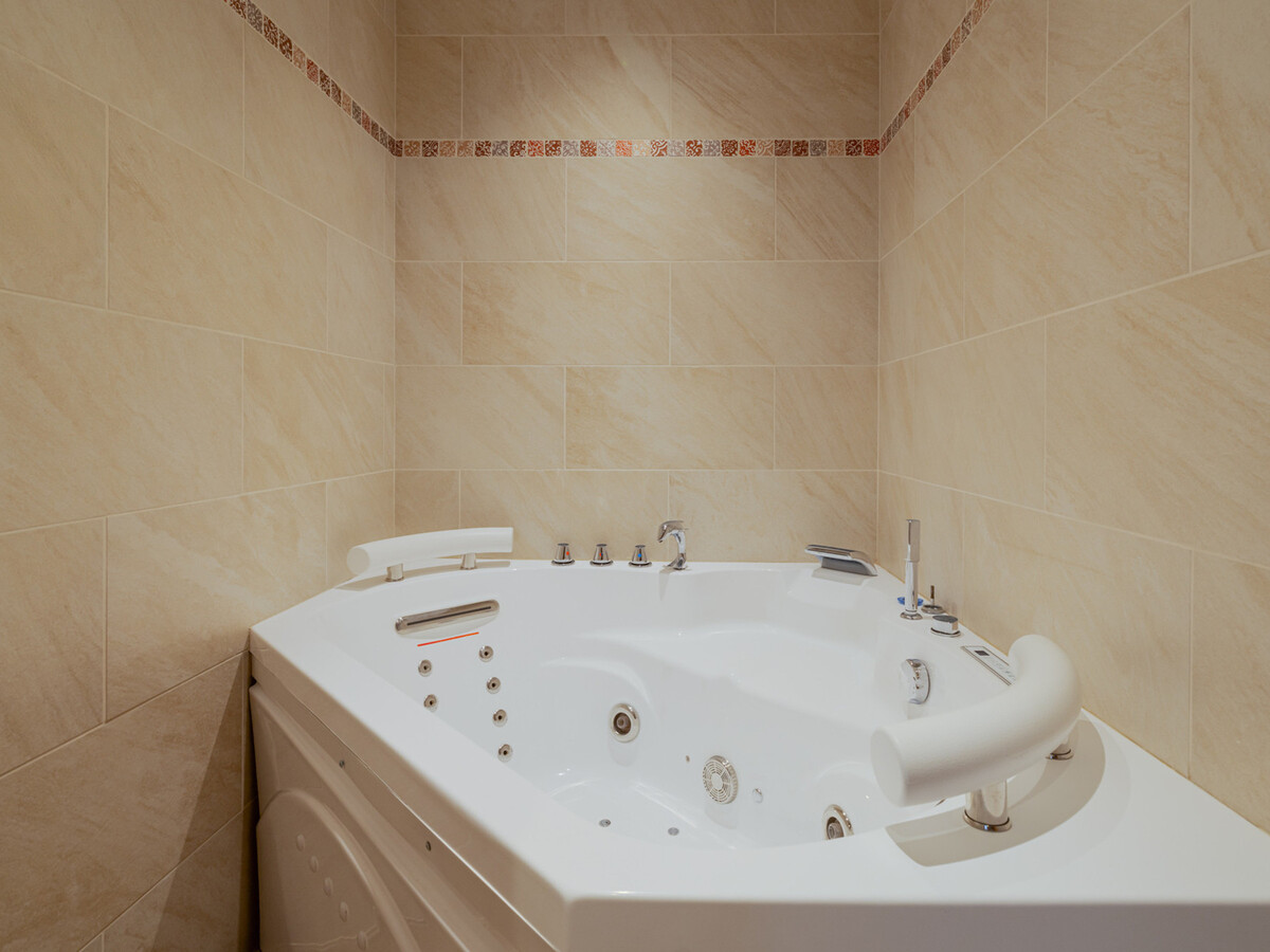 Chalet Marmotte 2 – 11 pers., baignoire balnéo et poêle - Photo 11