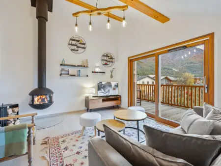 Appartement neuf avec terrasse et parking à Le Monêtier-les-Bains : photo 2