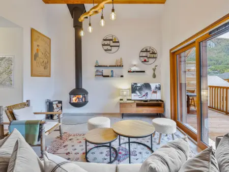 Appartement neuf avec terrasse et parking à Le Monêtier-les-Bains : photo 3