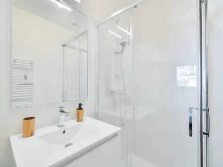 Appartement neuf avec terrasse et parking à Le Monêtier-les-Bains : photo 7
