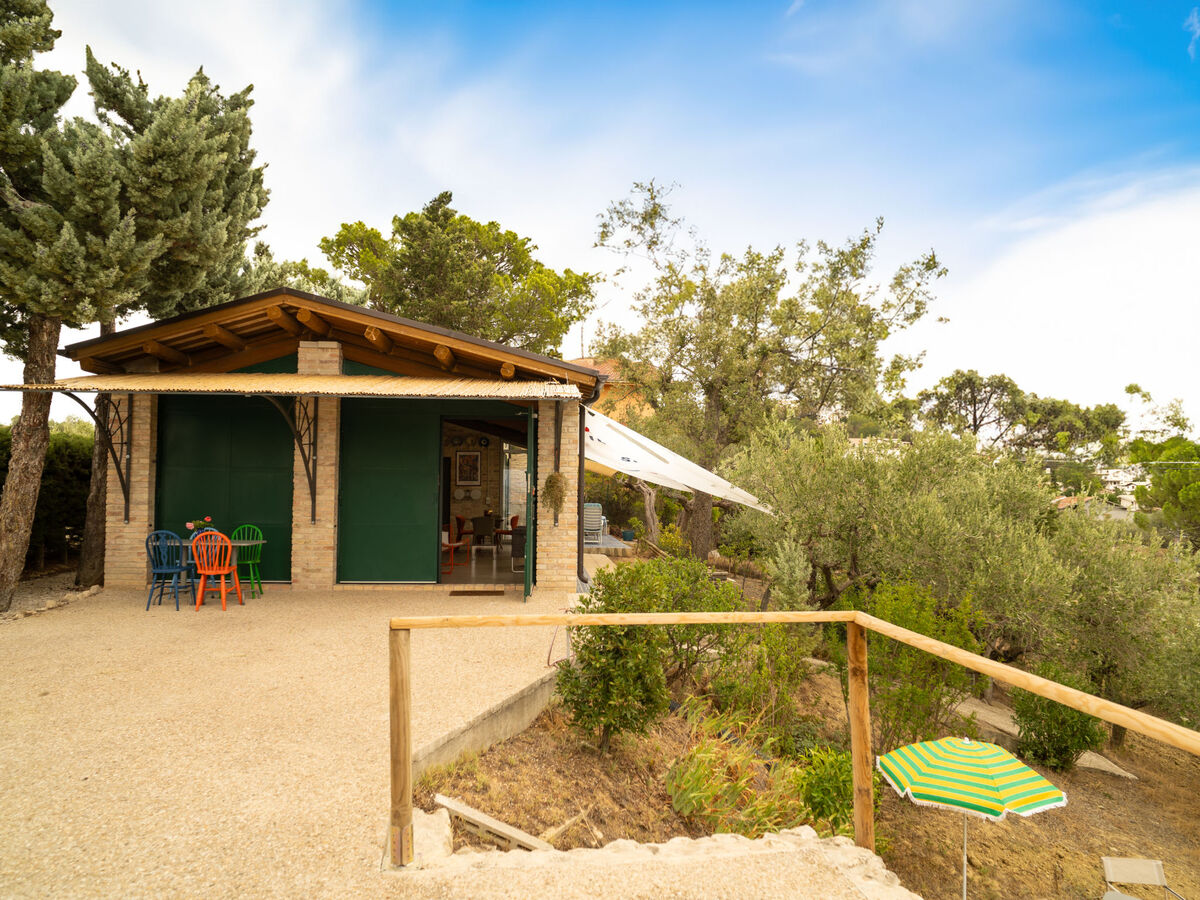 Mike's Dinghy House à Città Sant'Angelo - Photo 33