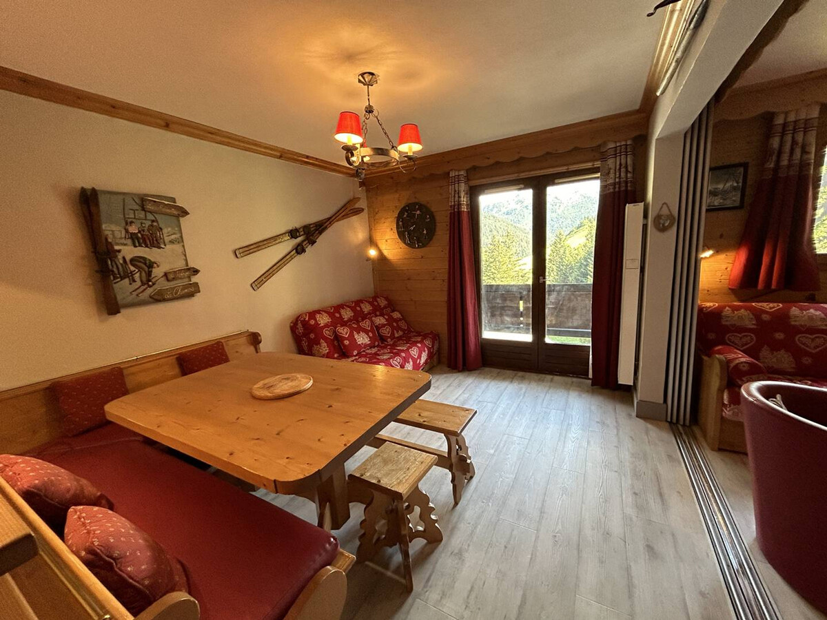 Appartement 2 pièces + cabine Méribel, balcon Sud vue pistes - Photo 3