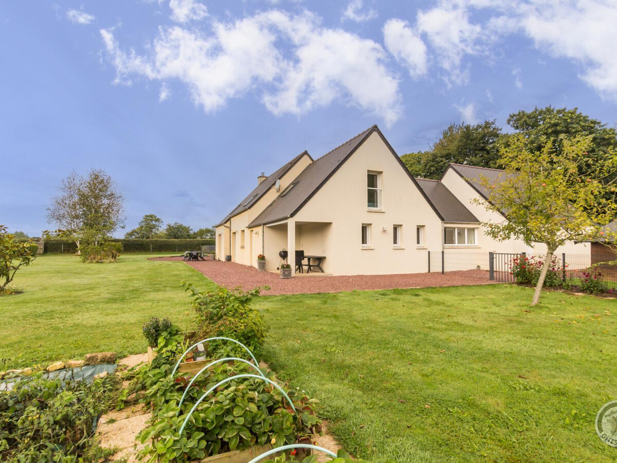 Gîte 12 personnes avec jardin clos et salle de jeux - Photo 5