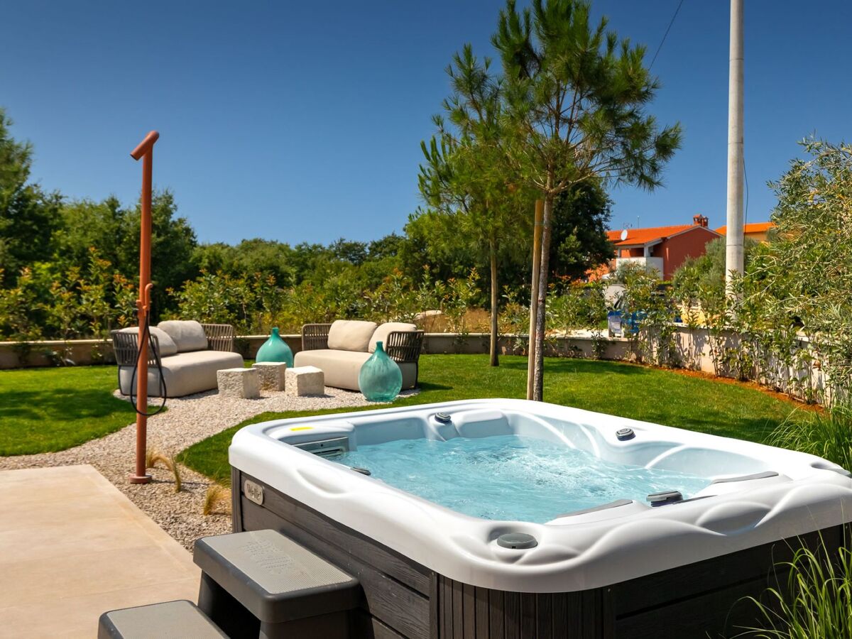 Maison Tia 1 à Poreč : piscine chauffée et sauna privés - Photo 7