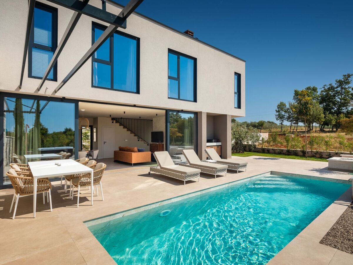 Maison Tia 2 : piscine chauffée privée à Poreč - Photo 7