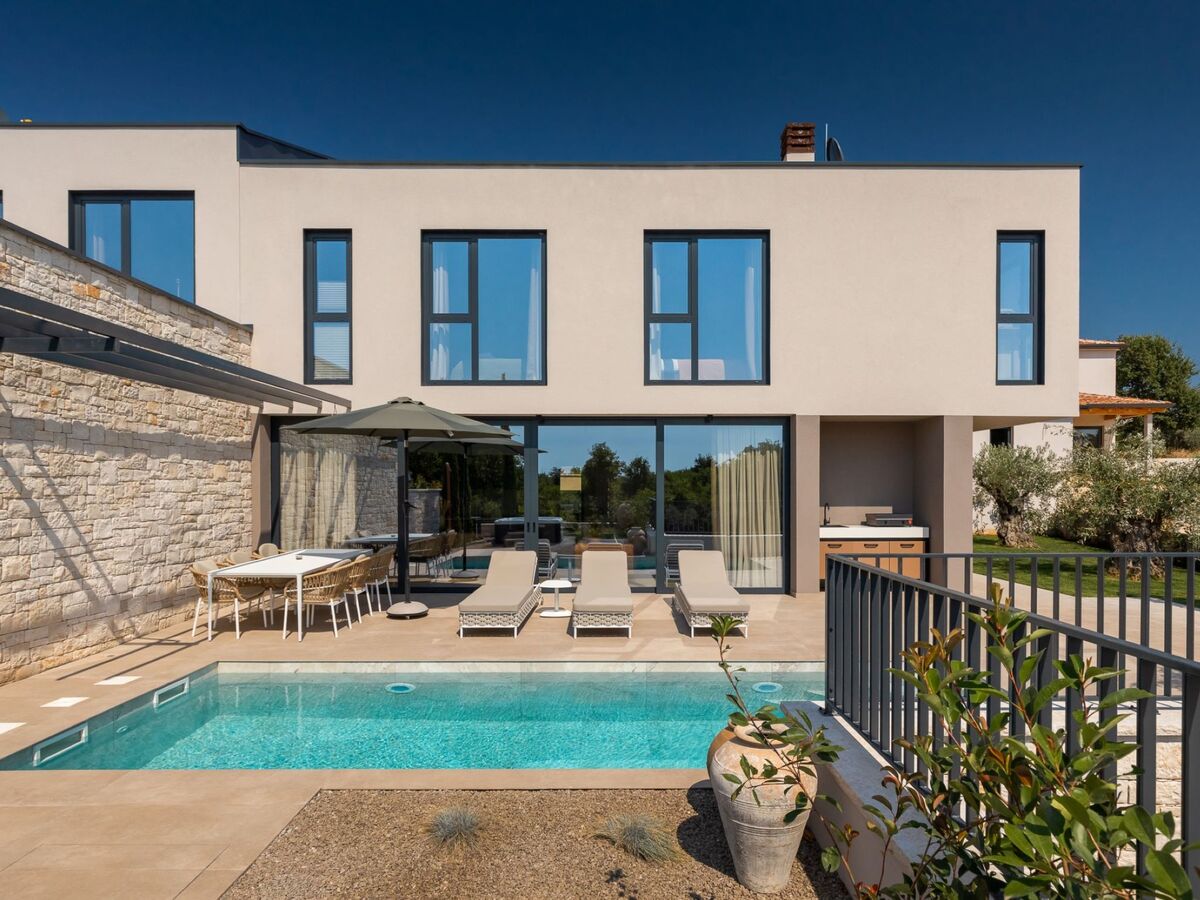 Maison Tia 2 : piscine chauffée privée à Poreč - Photo 43