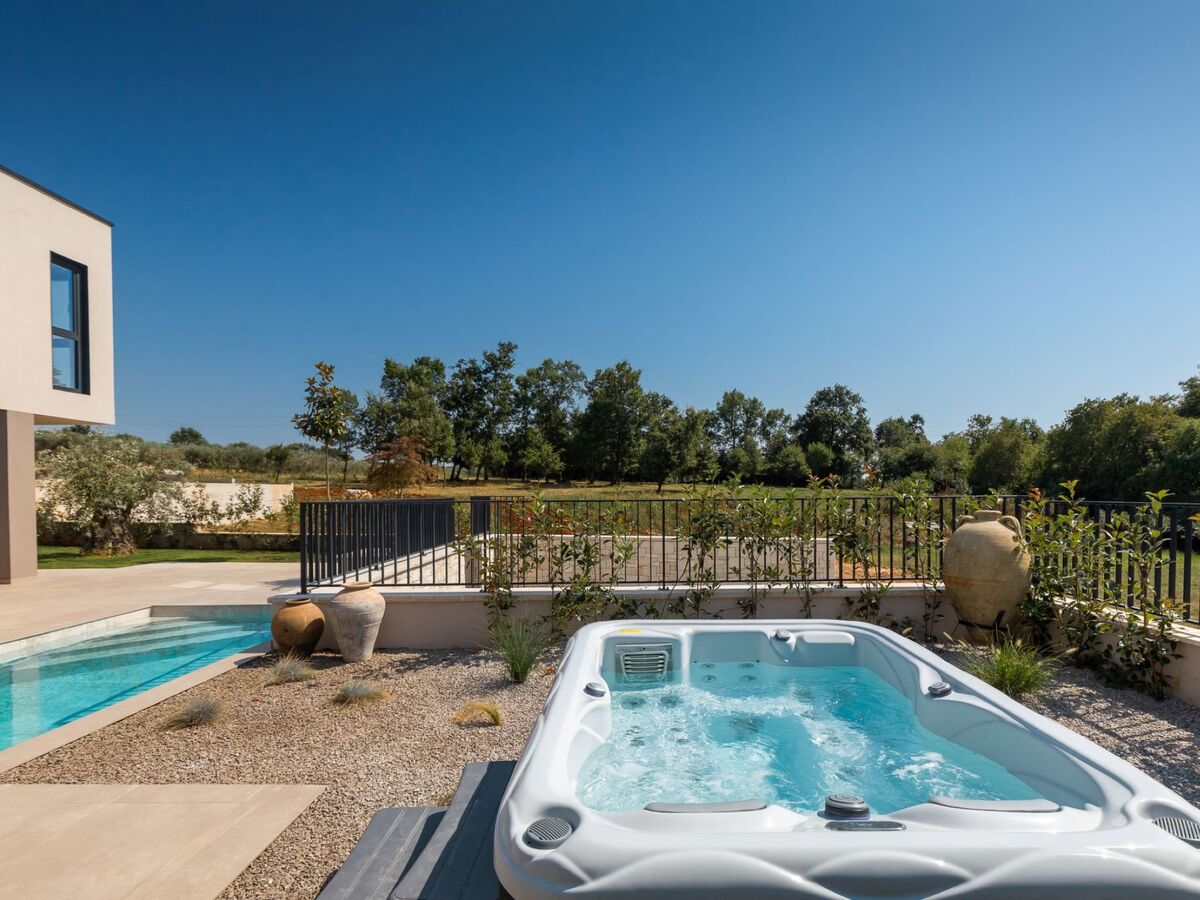 Maison Tia 2 : piscine chauffée privée à Poreč - Photo 46