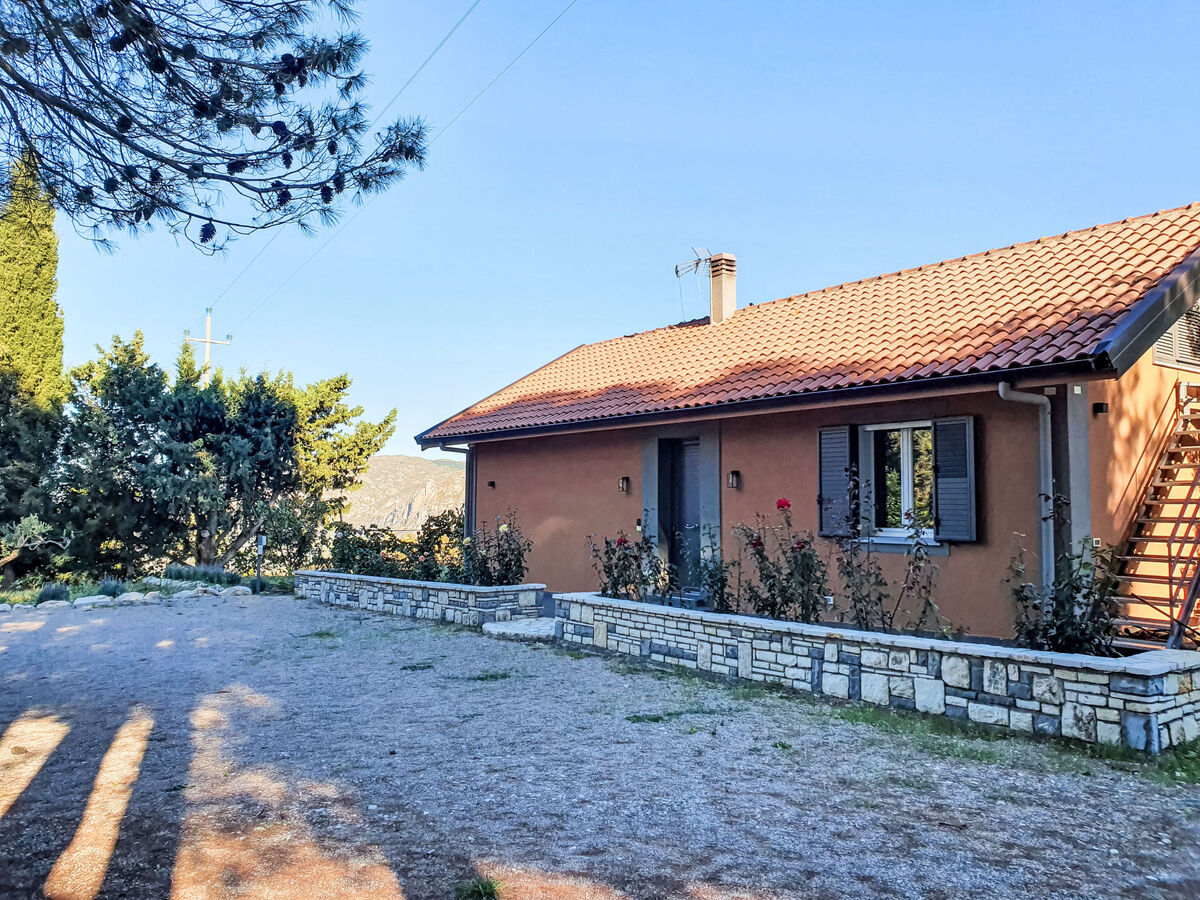 Villa Ginestra à Monreale avec piscine et vue montagne - Photo 2