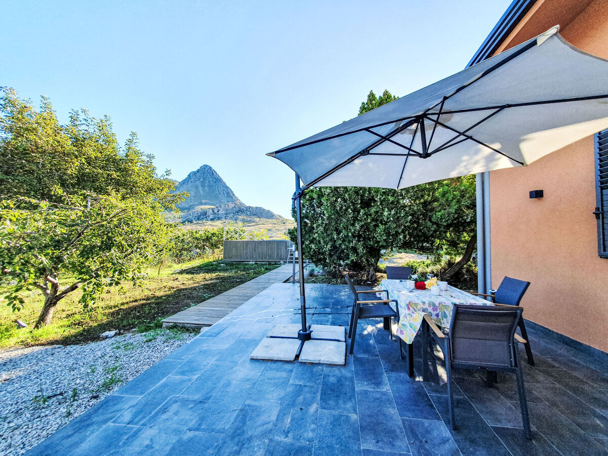 Villa Ginestra à Monreale avec piscine et vue montagne - Photo 3