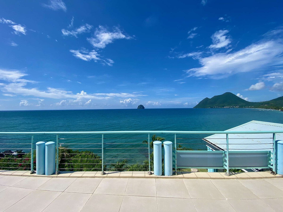 T4 en attique avec terrasse 40 m² et vue sur le Diamant - Photo 6