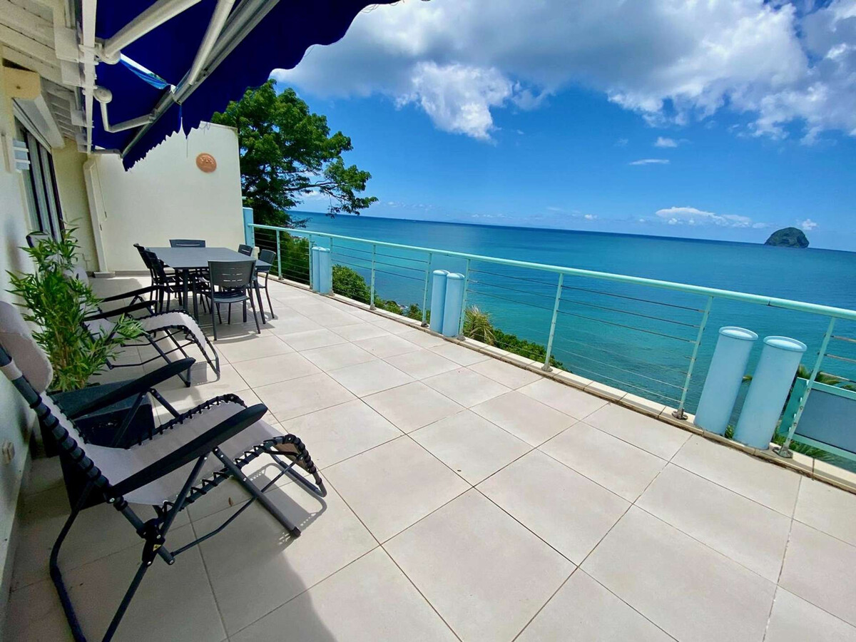 T4 en attique avec terrasse 40 m² et vue sur le Diamant - Photo 17