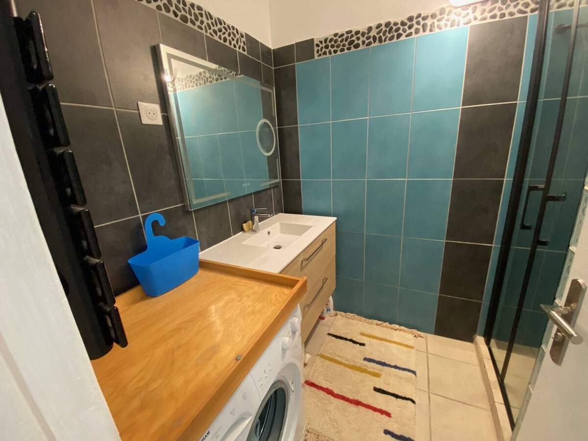 T3 climatisé vue mer, terrasse 14m², parking privé - Photo 8