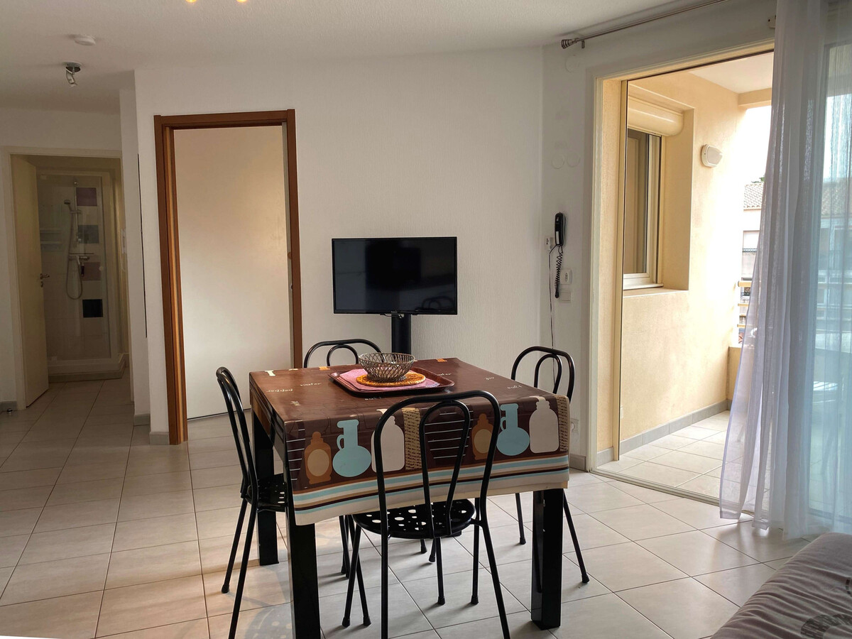 T2 Balaruc-les-Bains : terrasse privée, garage et climatisation - Photo 6