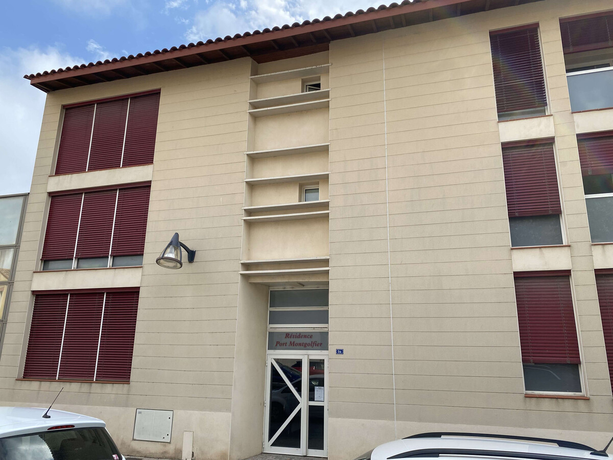 T2 Balaruc-les-Bains : terrasse privée, garage et climatisation - Photo 11