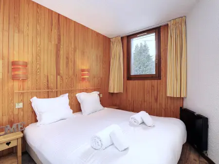 Refuge Montagnard Luxe à Courchevel 1850 avec Parking et Wifi : photo 2