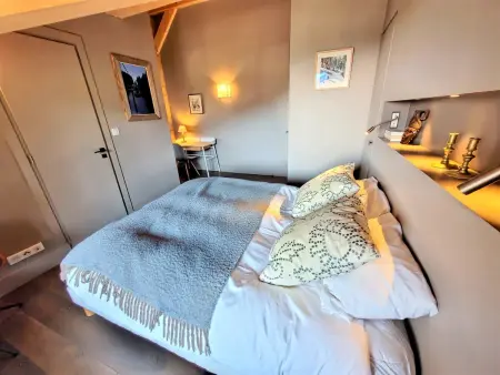Chalet 6 chambres pour 12 pers avec cheminée et WiFi, vue montagnes - Photo 5