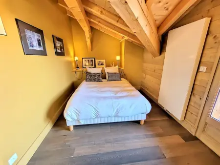 Chalet 6 chambres pour 12 pers avec cheminée et WiFi, vue montagnes - Photo 7